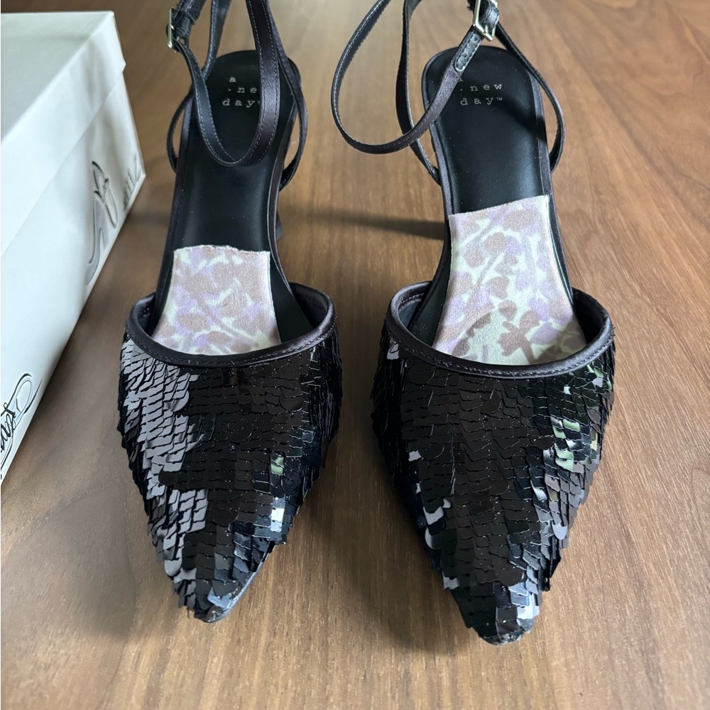 Sequins heels